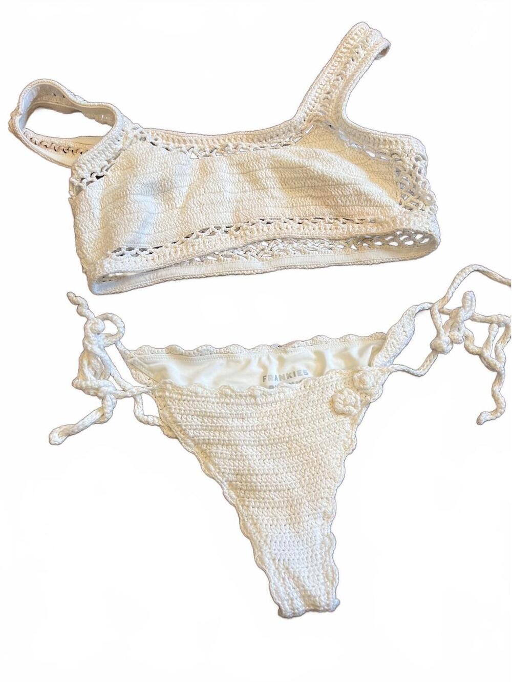 Beach Riot / frankies Elliot Top White & Mackenzie Crochet Bikini Bottoms-SET